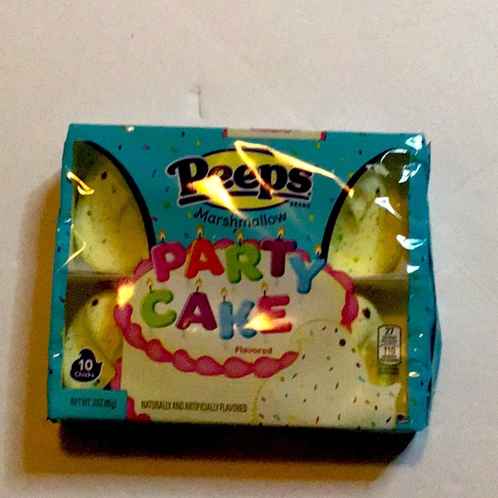 Party cake peeps